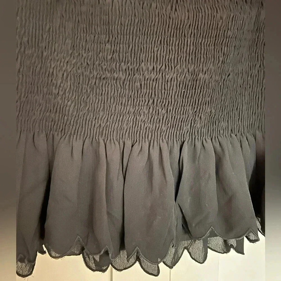 Vero Moda mini skirt, Large, smocked, ruffles, elastic waistband, Fun Flirty NWT - Picture 5 of 6
